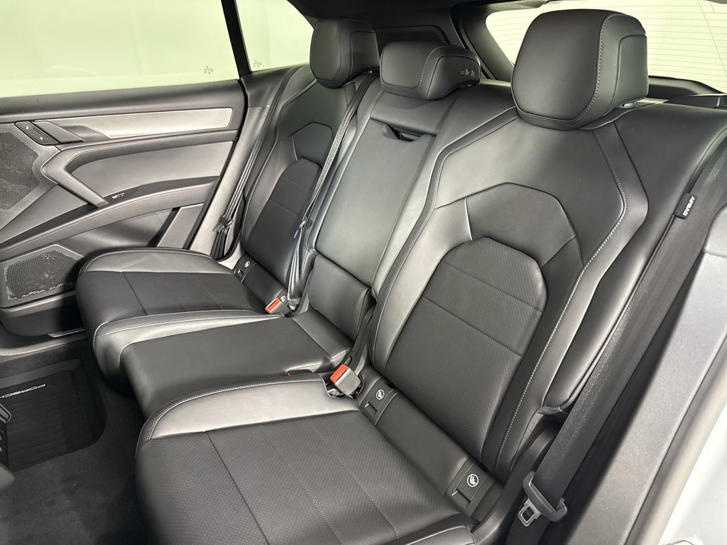 New 2026 Porsche Cayenne Electric AWD/4WD image 22