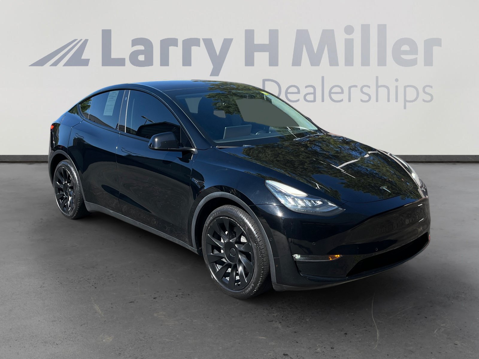 Used 2022 Tesla Model Y Long Range AWD/4WD image 7
