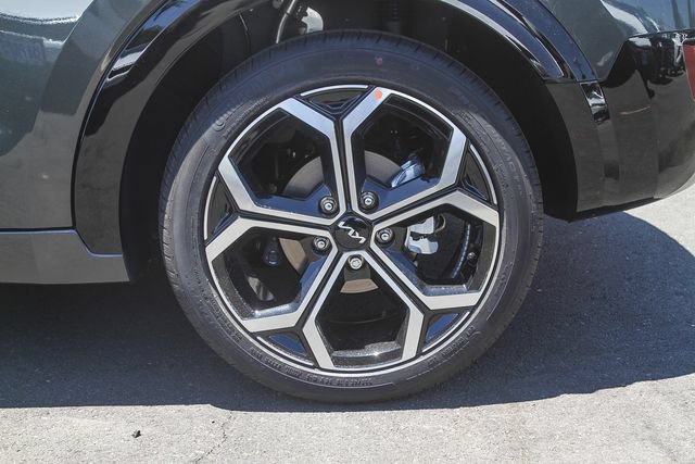 New 2026 Kia Niro SX Touring FWD image 19