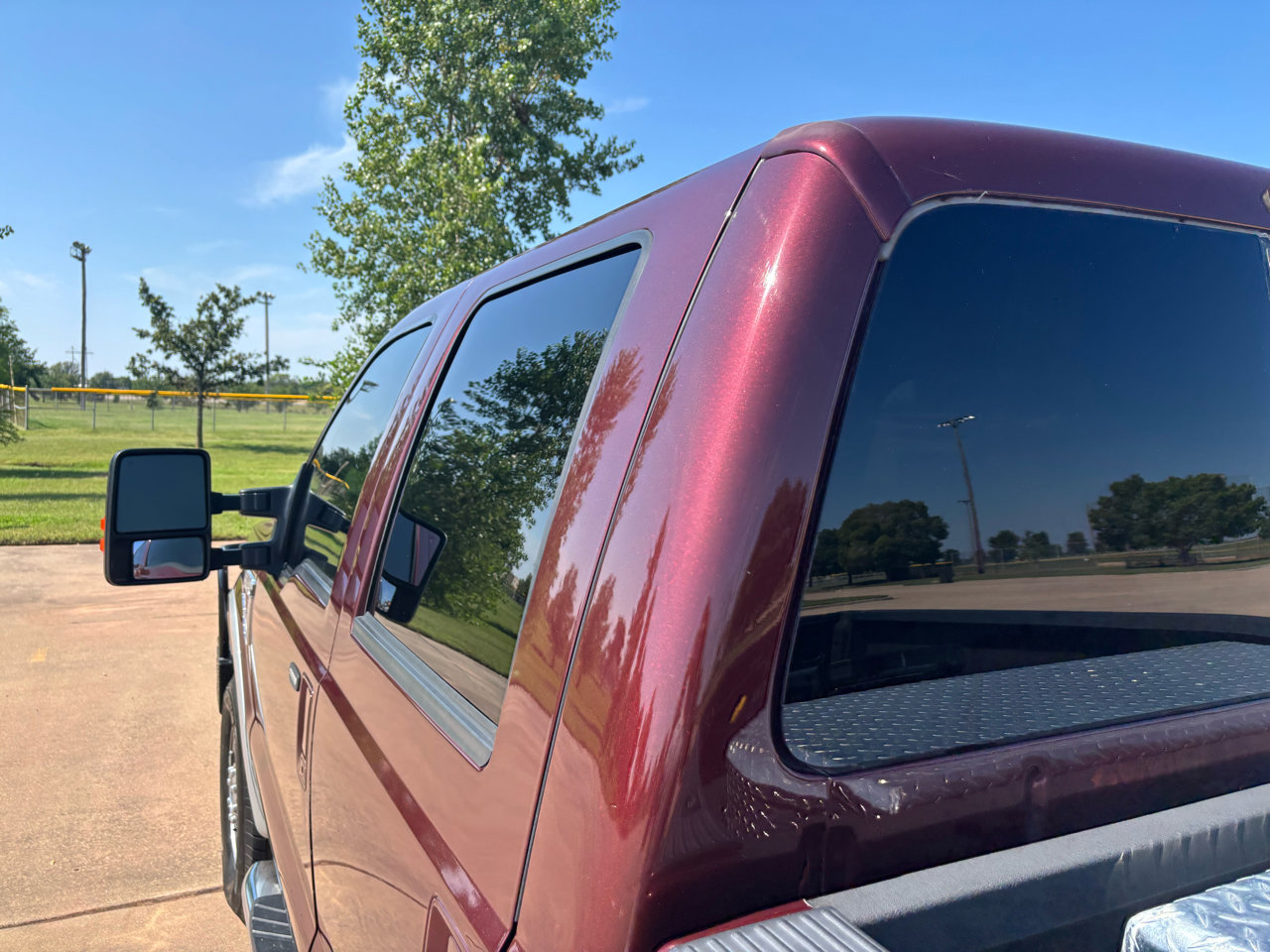 Used 2010 Ford F250 Lariat image 9