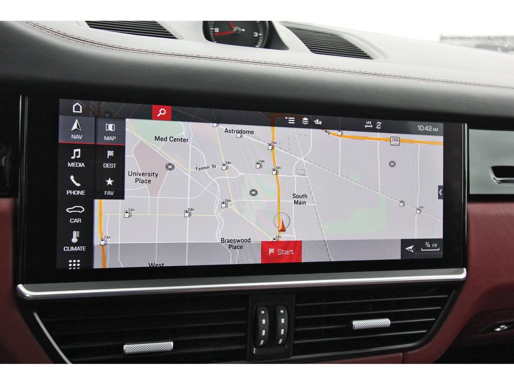 Used 2021 Porsche Cayenne AWD/4WD image 23