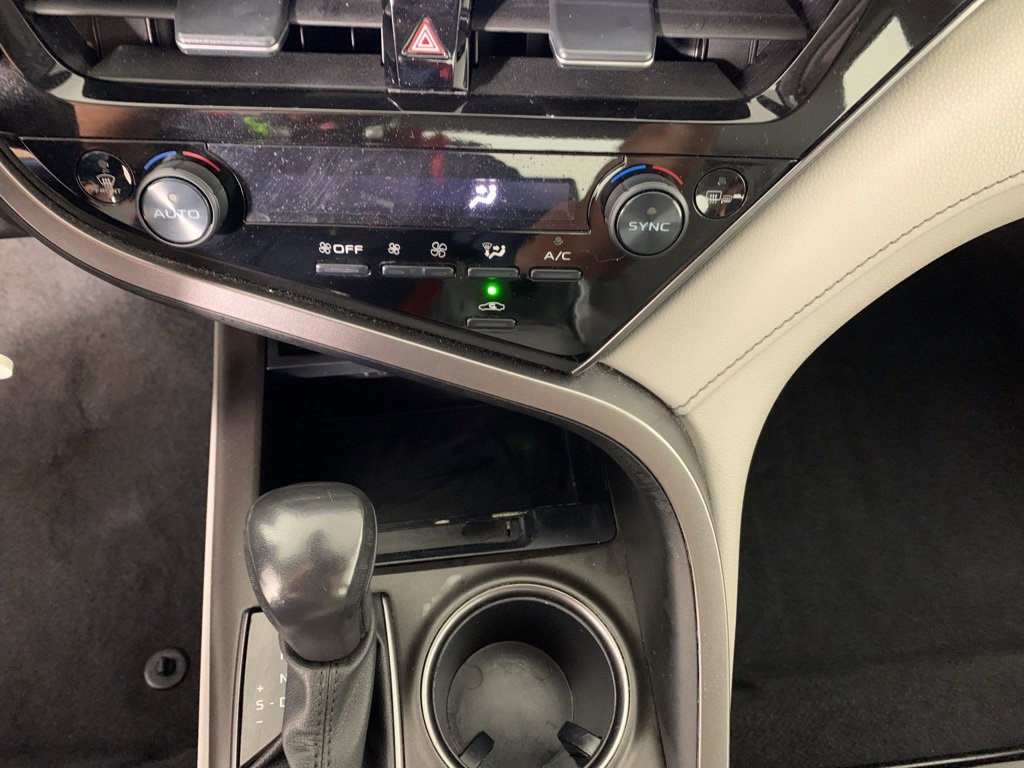 Used 2023 Toyota Camry SE image 12