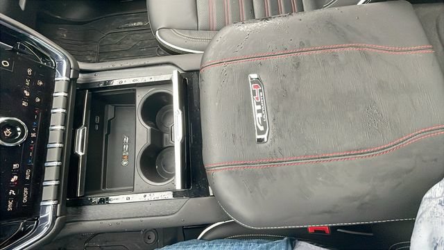 Certified 2026 GMC Yukon AT4 Ultimate AWD/4WD image 24