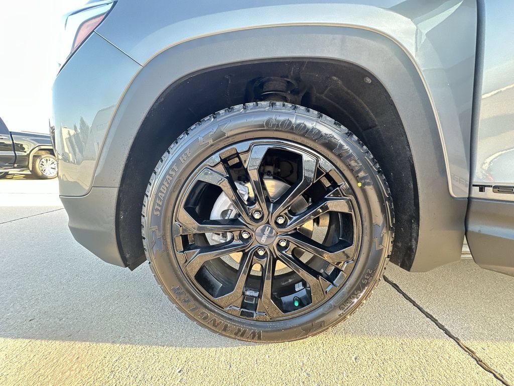 Certified 2020 GMC Terrain SLT w/ Preferred Package AWD/4WD image 32