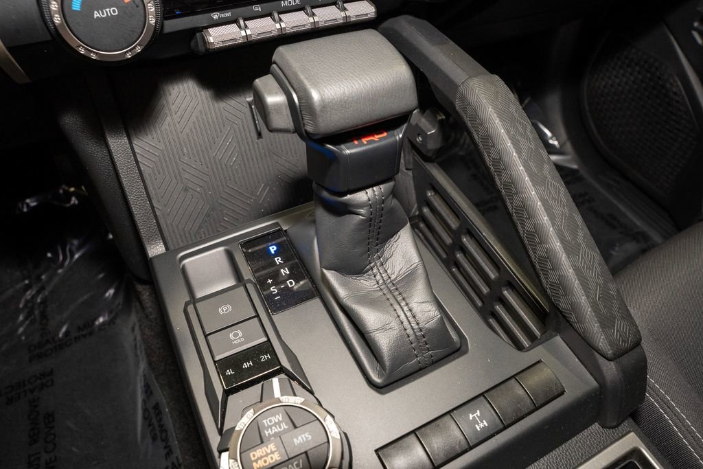 Used 2024 Toyota Tacoma TRD Off-Road image 14