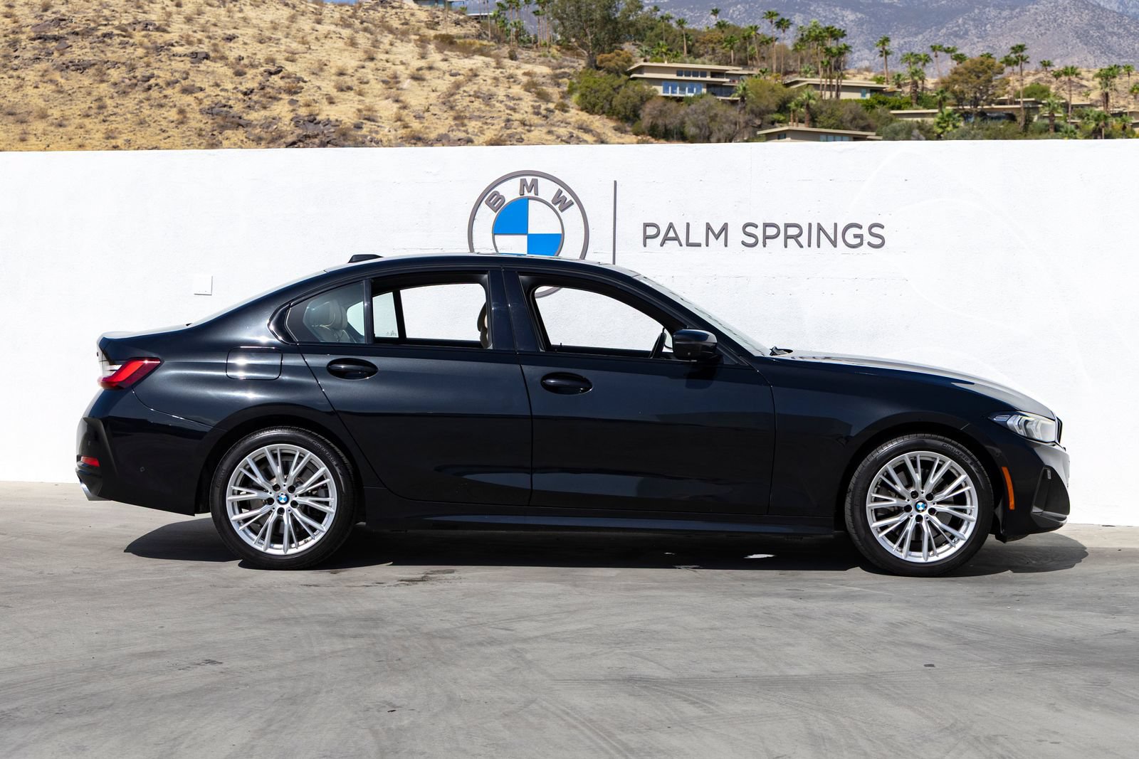 Certified 2023 BMW 330i Sedan w/ Parking Assistance Package RWD image 6