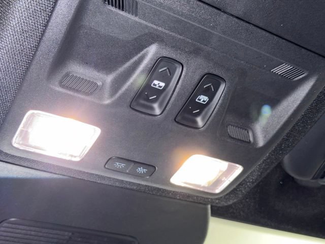 Used 2024 Ford Escape ST-Line w/ Tech Pack #1 AWD/4WD image 31