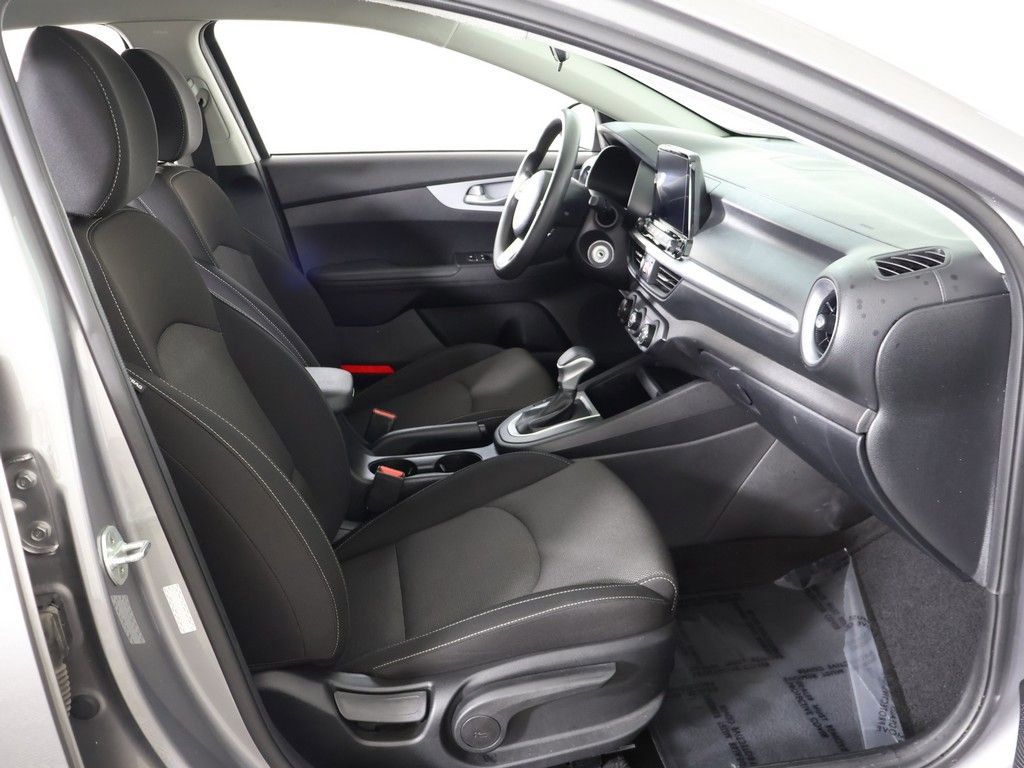 Used 2023 Kia Forte LXS FWD image 27