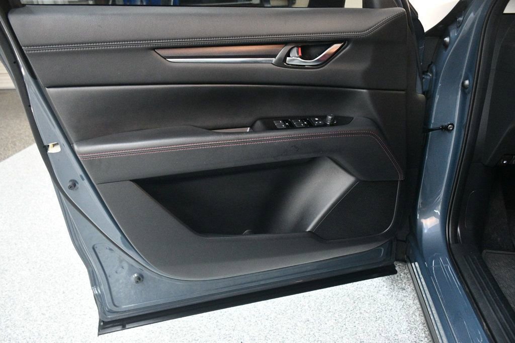 Used 2022 MAZDA CX-5 Carbon Edition image 23