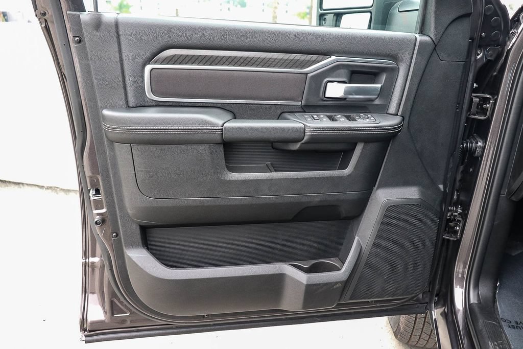 New 2026 RAM 3500 Big Horn AWD/4WD image 24