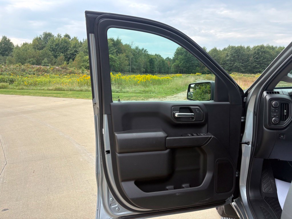 New 2026 Chevrolet Silverado 1500 Custom AWD/4WD image 13