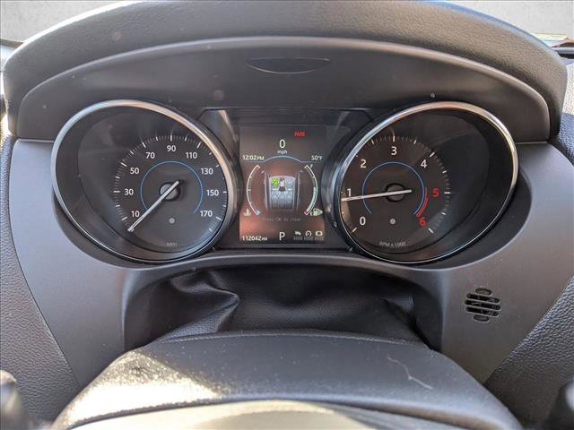 Used 2017 Jaguar F-PACE Premium image 12