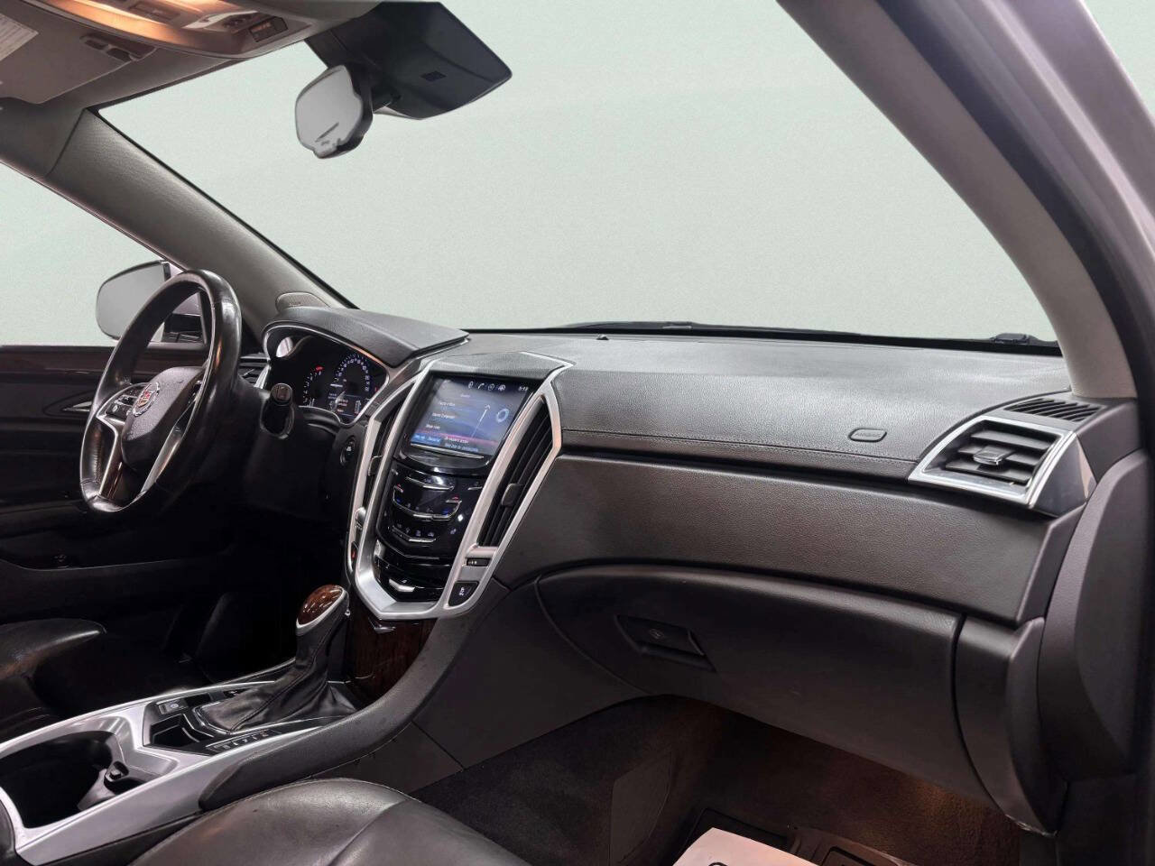 Used 2016 Cadillac SRX Luxury w/ Driver Awareness Package image 22