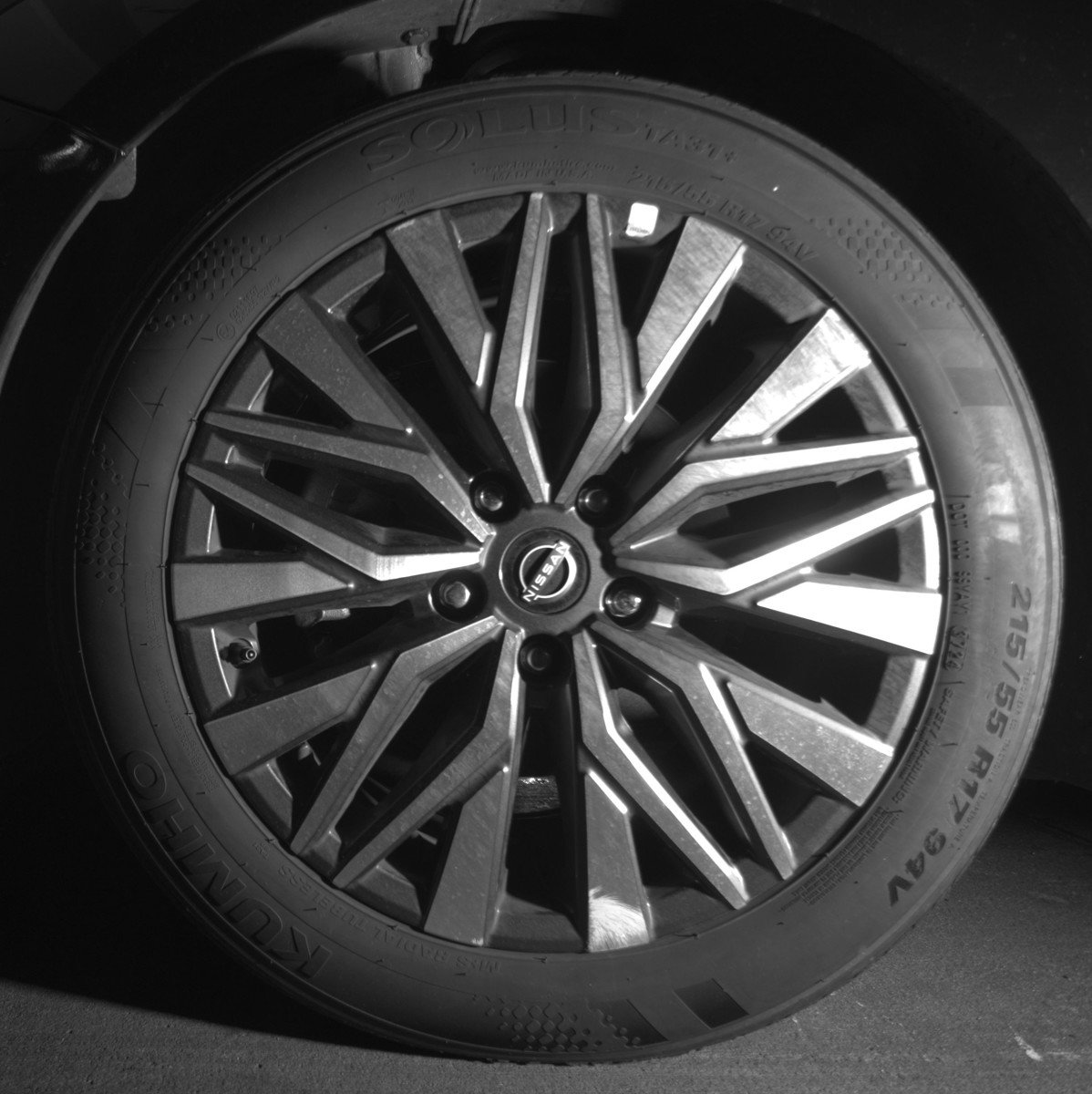 Used 2025 Nissan Altima 2.5 SV image 12