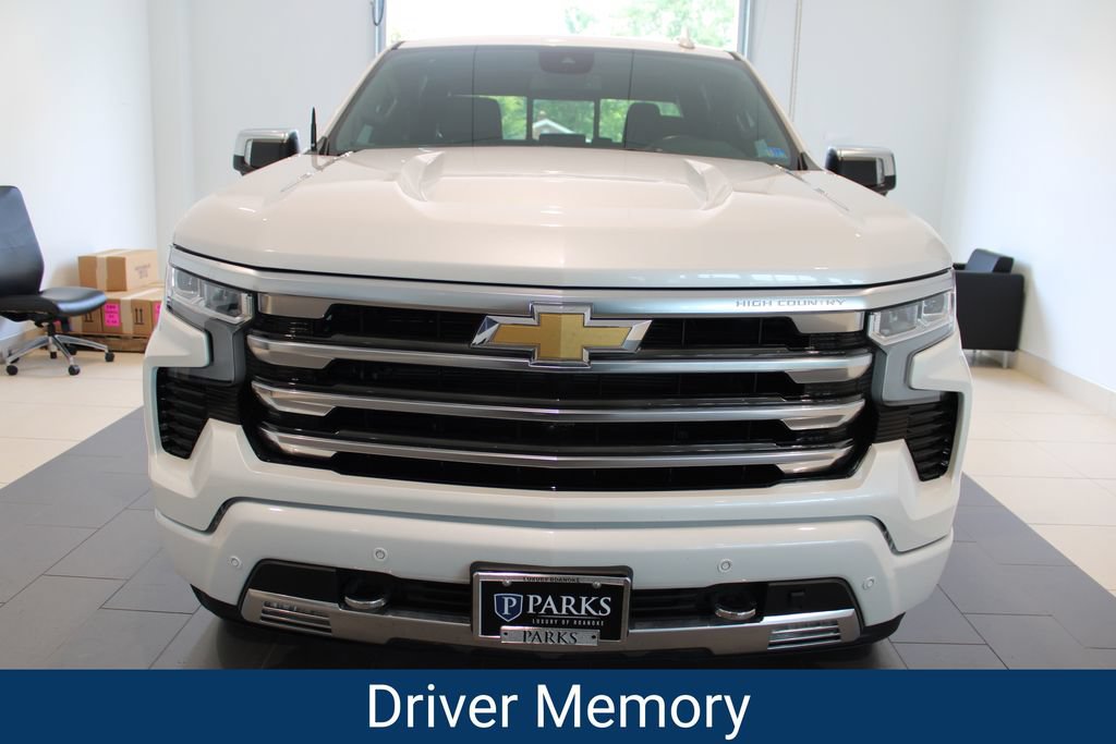 Certified 2024 Chevrolet Silverado 1500 High Country w/ High Country Premium Package AWD/4WD image 15