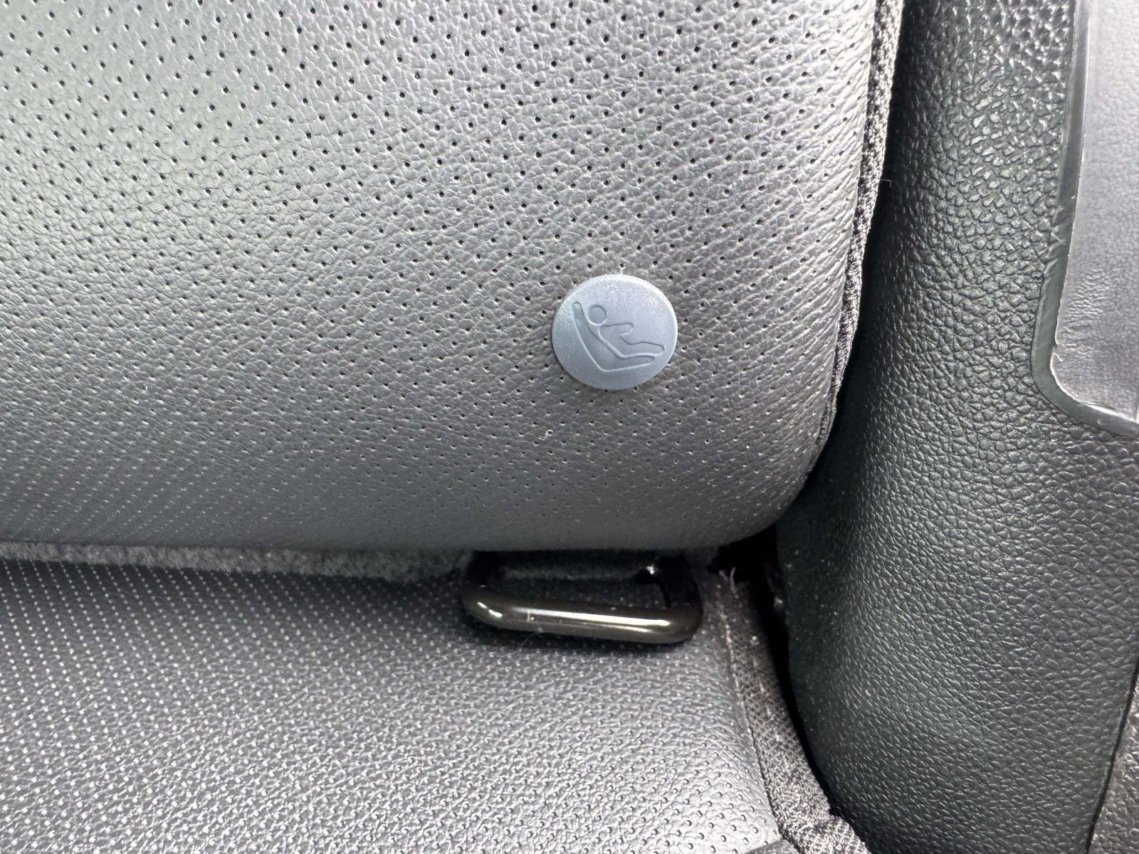 Used 2024 GMC Yukon SLT image 21