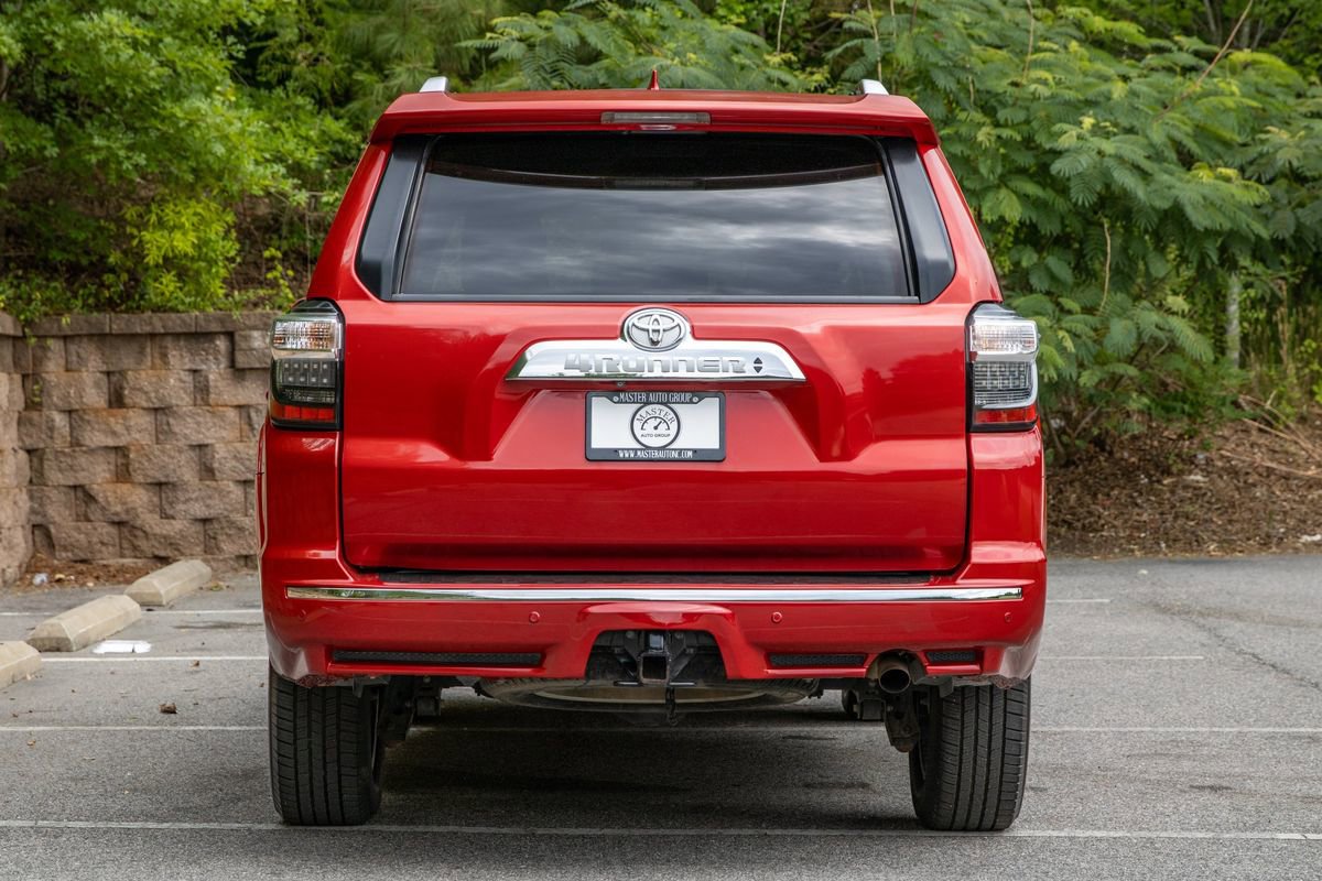 Used 2016 Toyota 4Runner Limited AWD/4WD image 7
