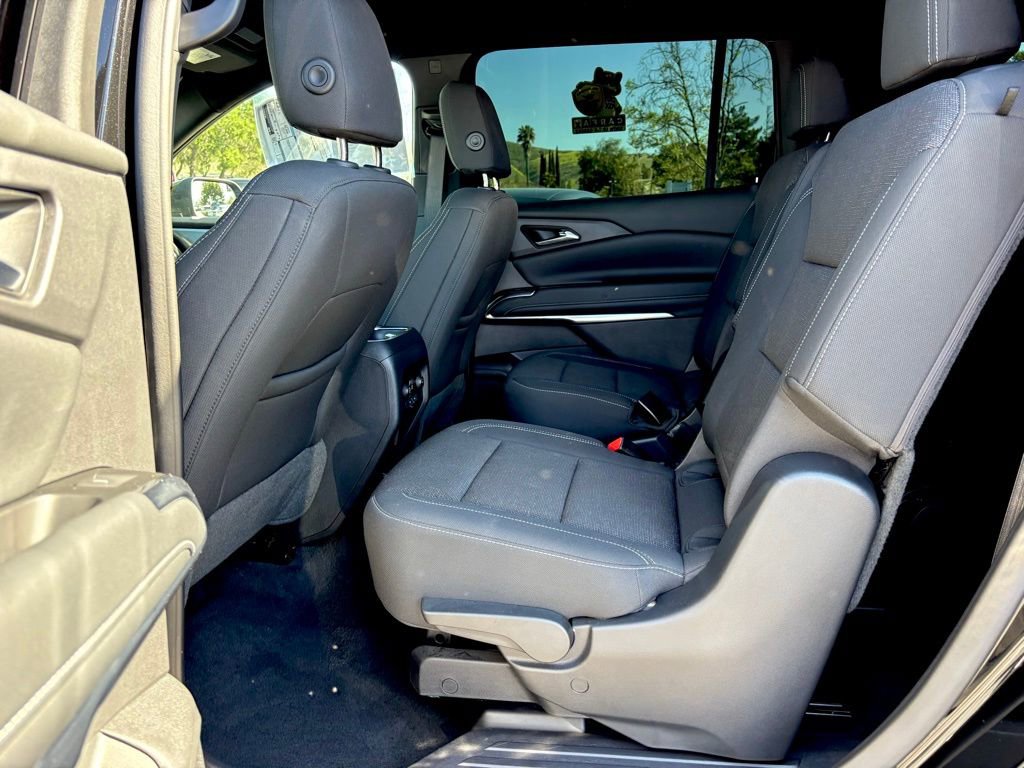 Used 2024 Chevrolet Traverse LT w/ Trailering Package image 24