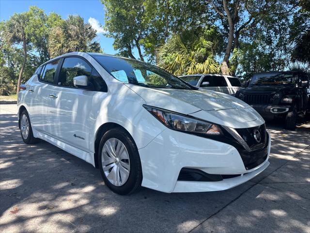 Used 2019 Nissan Leaf S FWD image 4
