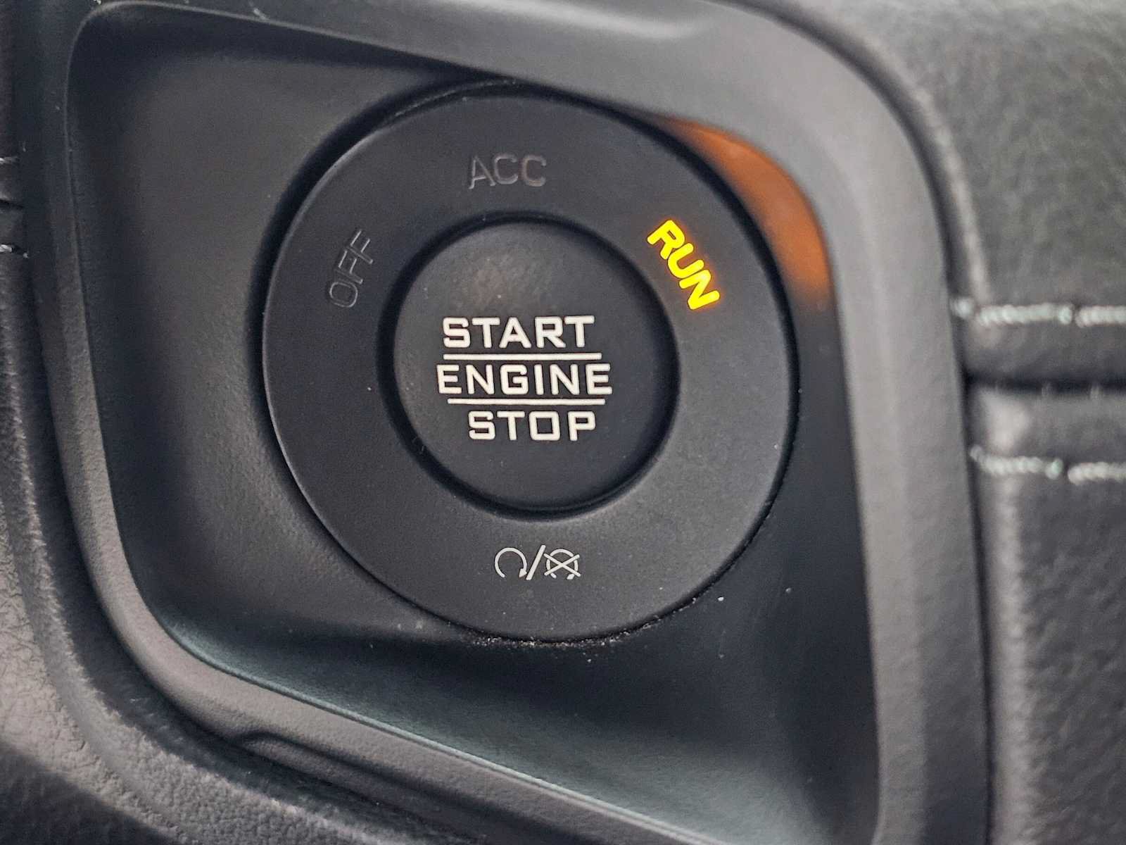 Used 2024 Jeep Wrangler Unlimited Rubicon 4xe AWD/4WD image 30