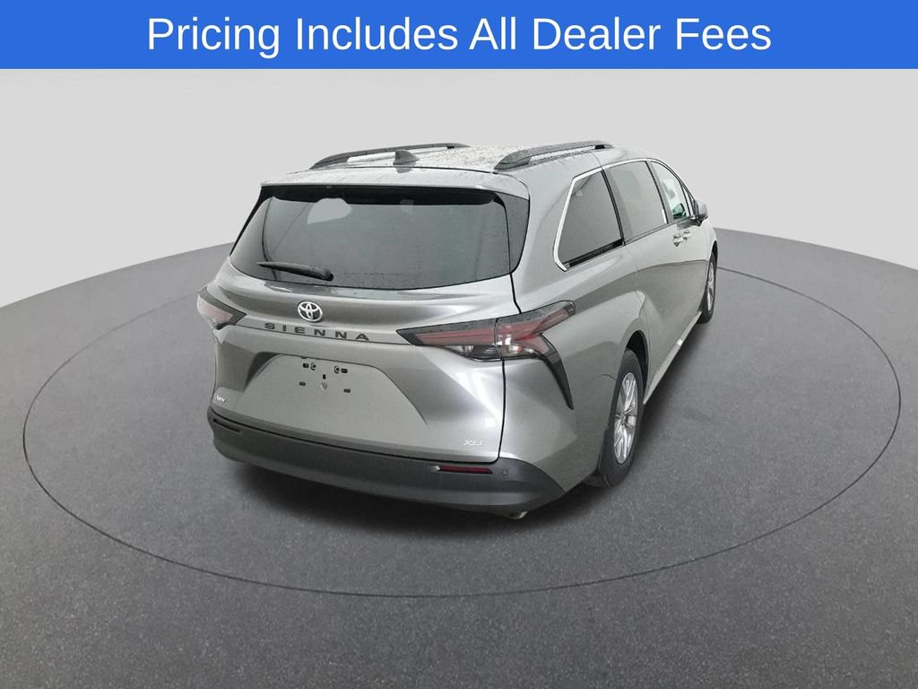 New 2026 Toyota Sienna XLE FWD image 8