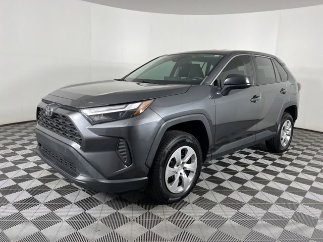 Used 2023 Toyota RAV4 LE FWD image 6