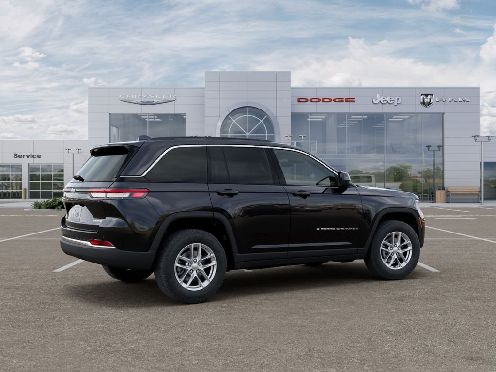 New 2026 Jeep Grand Cherokee Laredo X AWD/4WD image 4