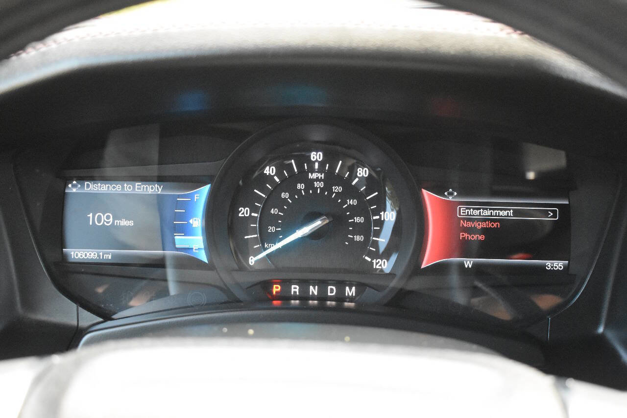 Used 2016 Ford Expedition EL Platinum image 22