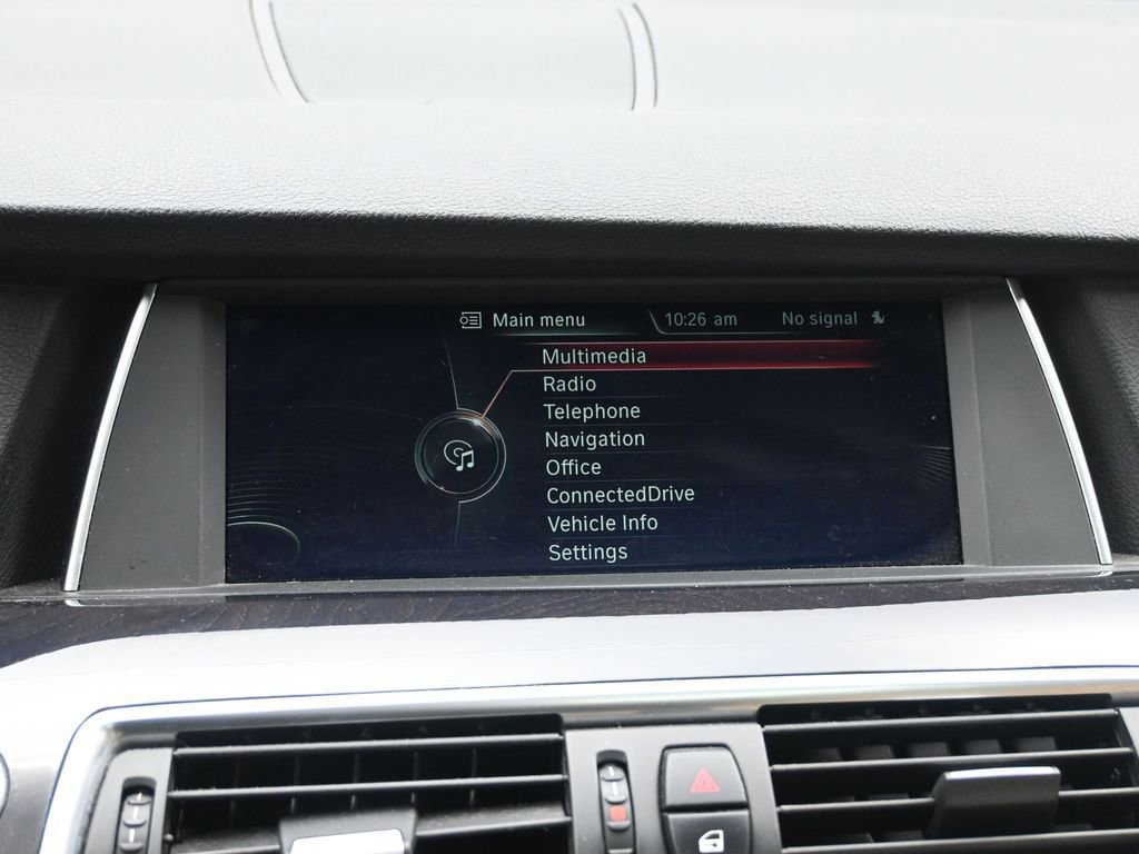 Used 2013 BMW 535i Gran Turismo xDrive image 12