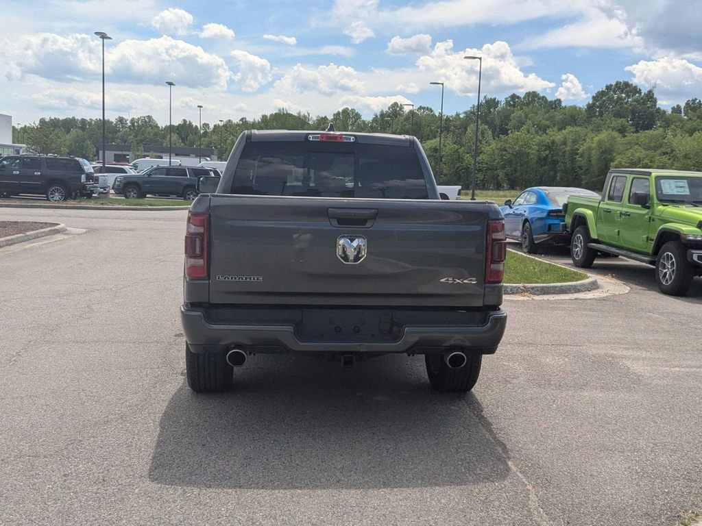 Used 2022 RAM 1500 Laramie AWD/4WD image 4