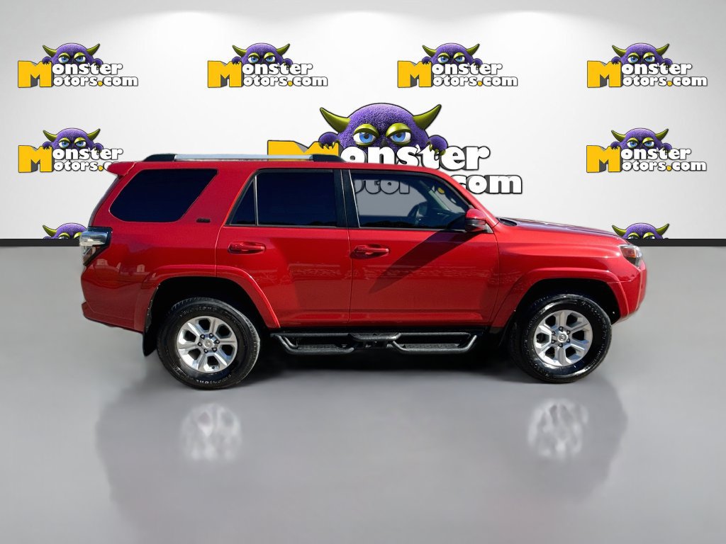 Used 2021 Toyota 4Runner SR5 AWD/4WD image 4