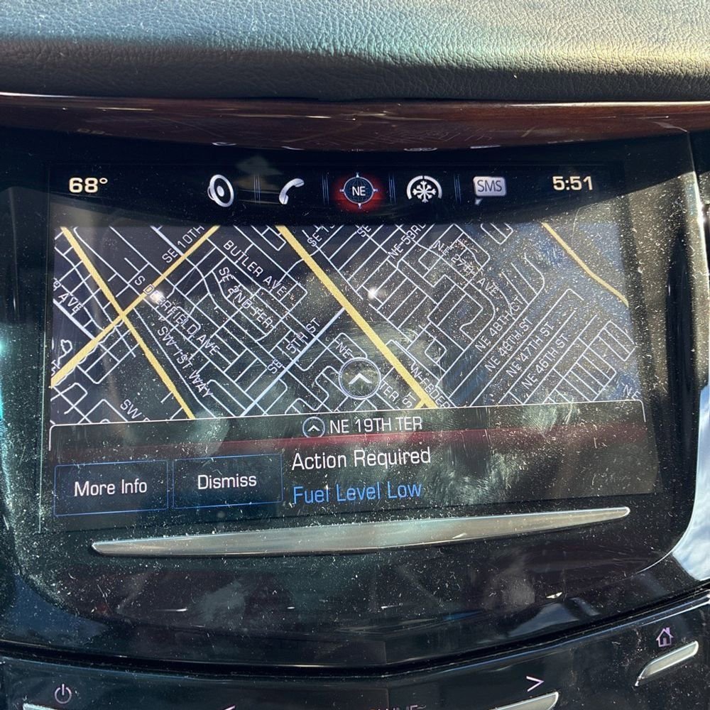 Used 2019 Cadillac Escalade Luxury image 12