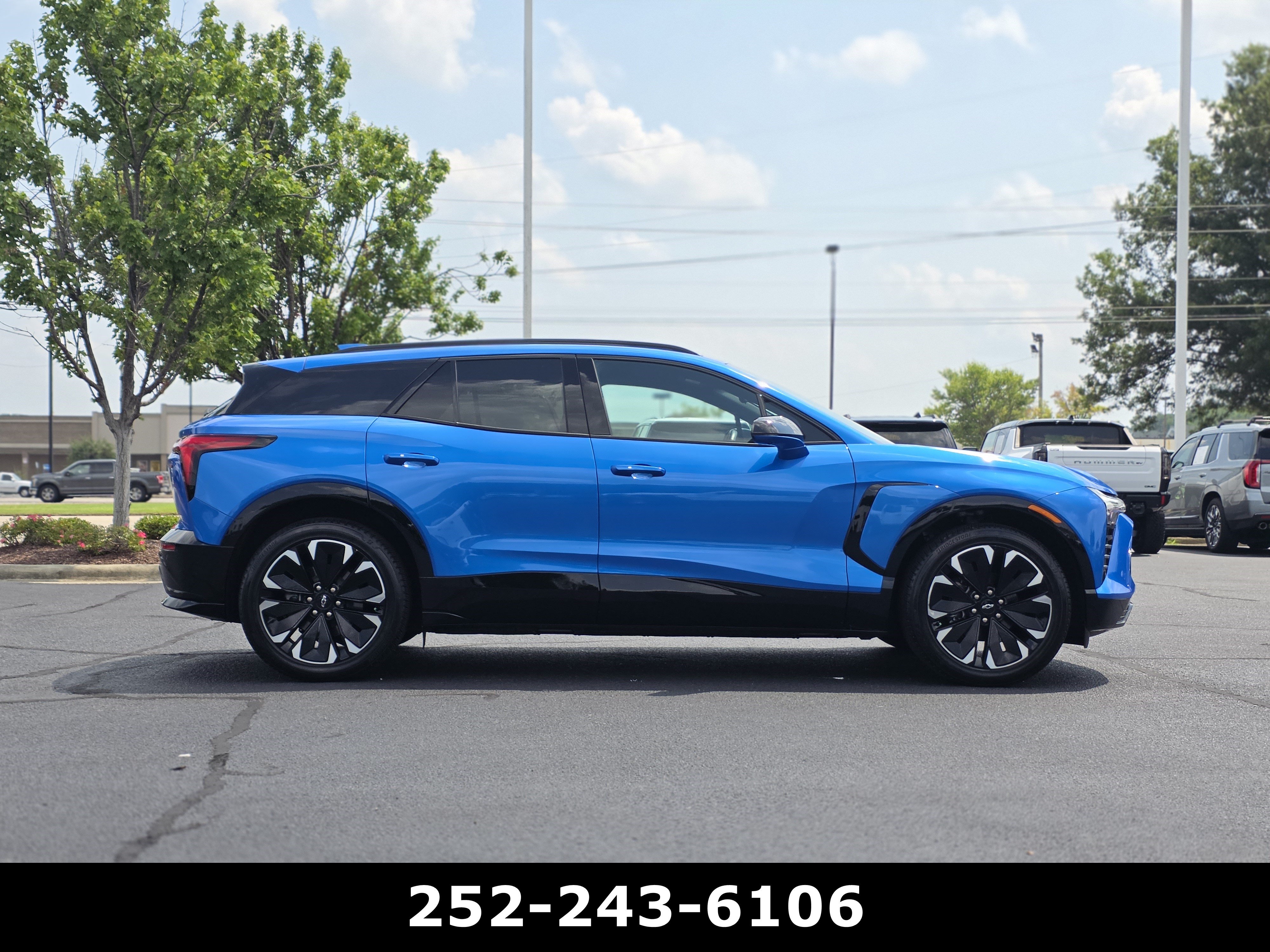 Used 2024 Chevrolet Blazer EV RS RWD image 8