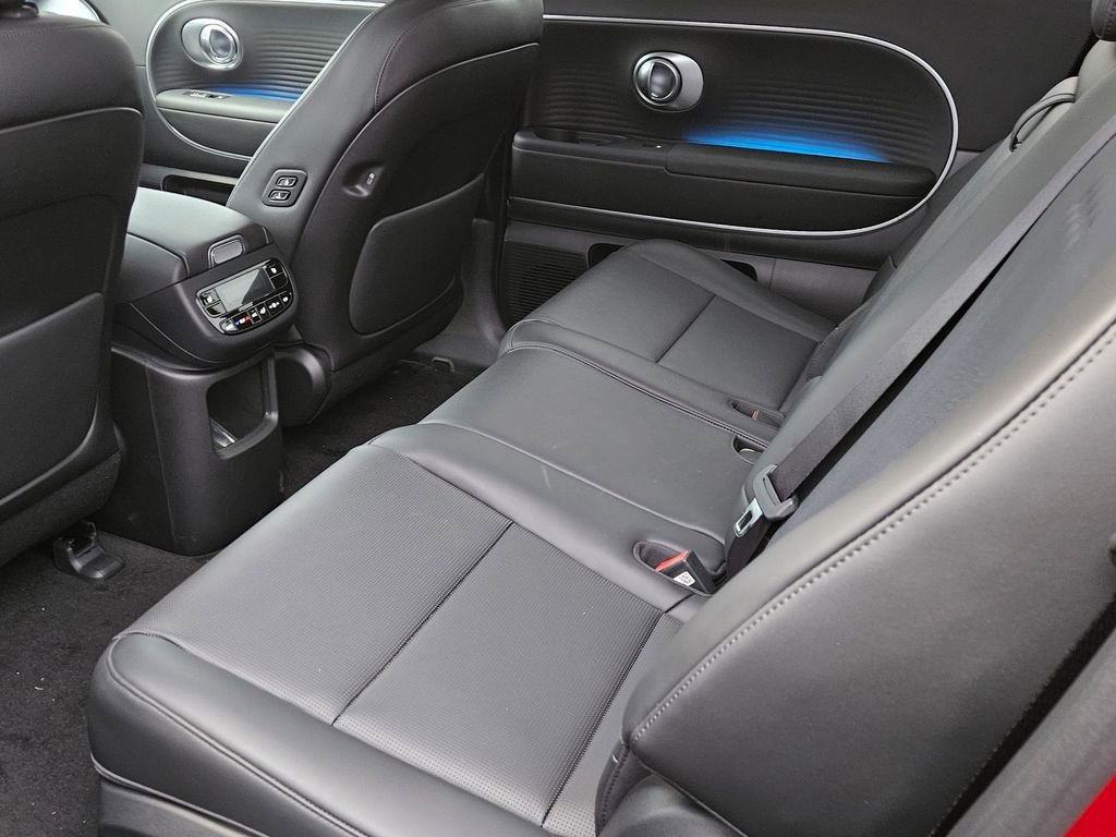 New 2026 Hyundai Ioniq 9 SEL image 11