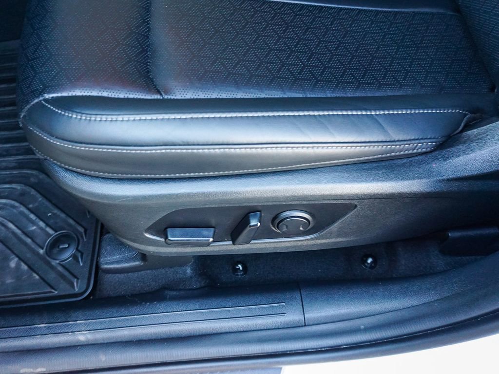 Certified 2022 Kia Sorento EX image 20