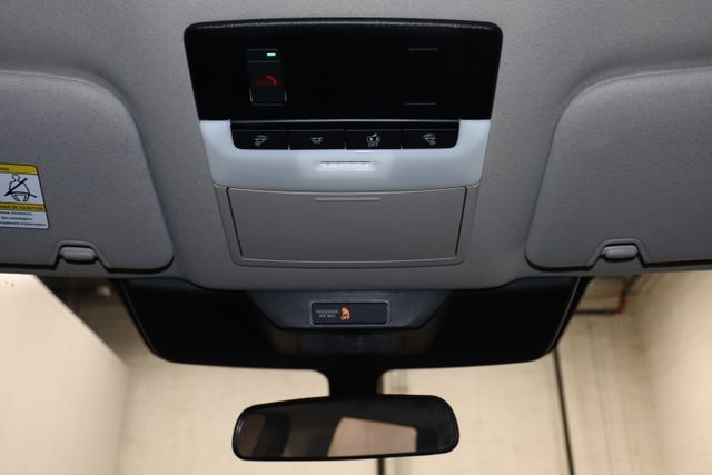 Used 2024 Nissan Pathfinder SV image 22