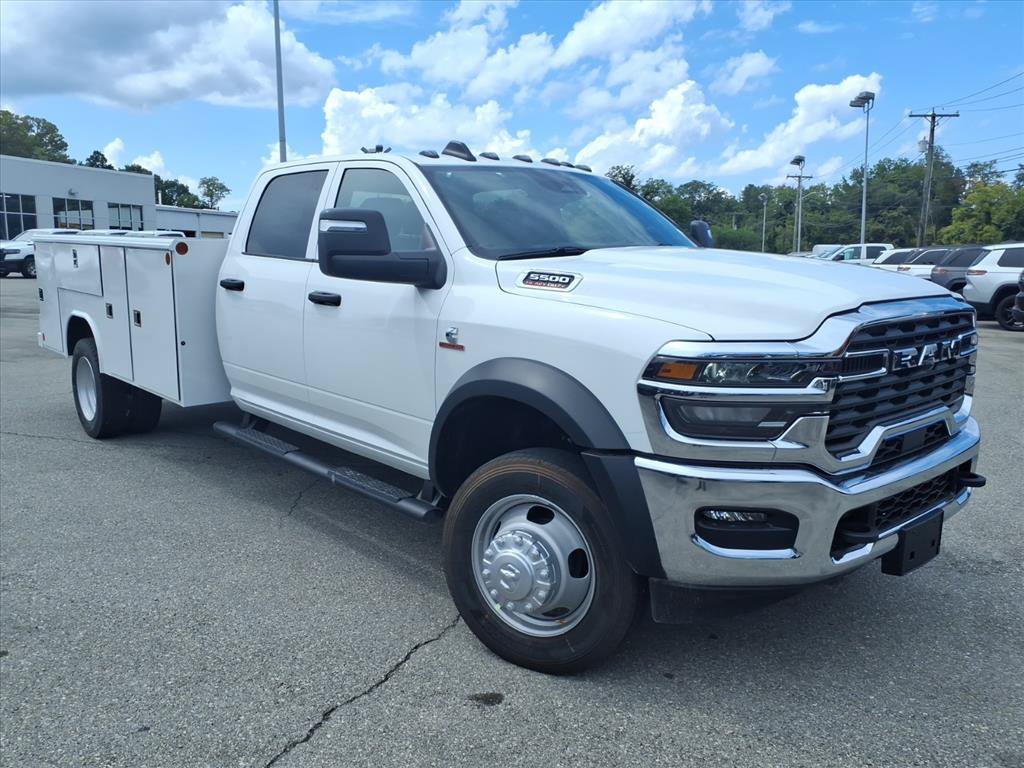 New 2026 RAM 5500 Tradesman w/ Chrome Appearance Group AWD/4WD image 2