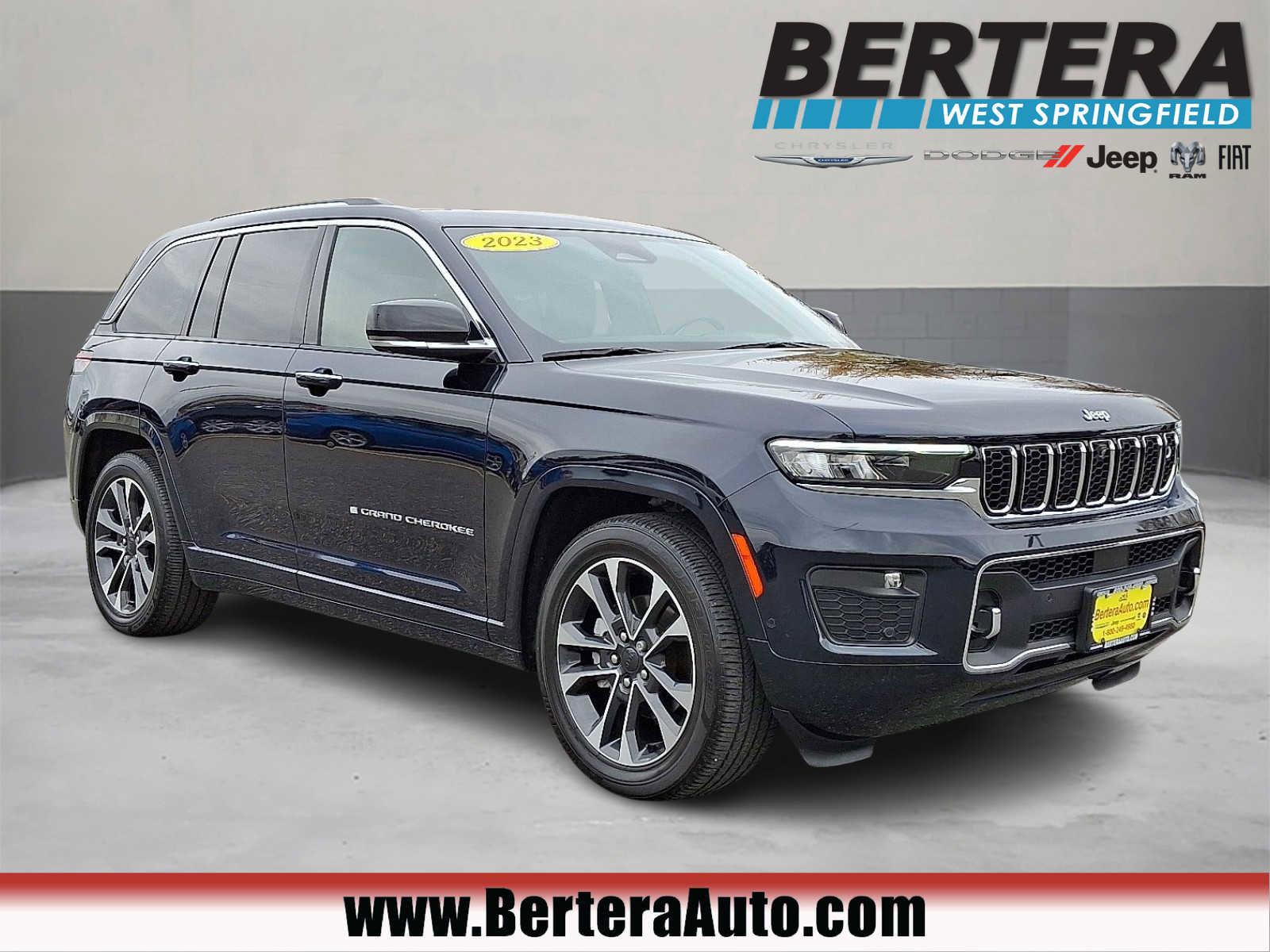 Used 2023 Jeep Grand Cherokee Overland w/ Adv Protech Group III