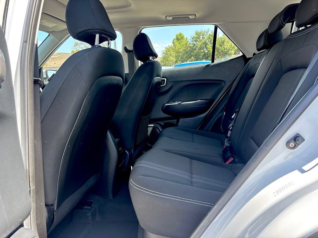 Used 2024 Hyundai Venue SEL FWD image 29