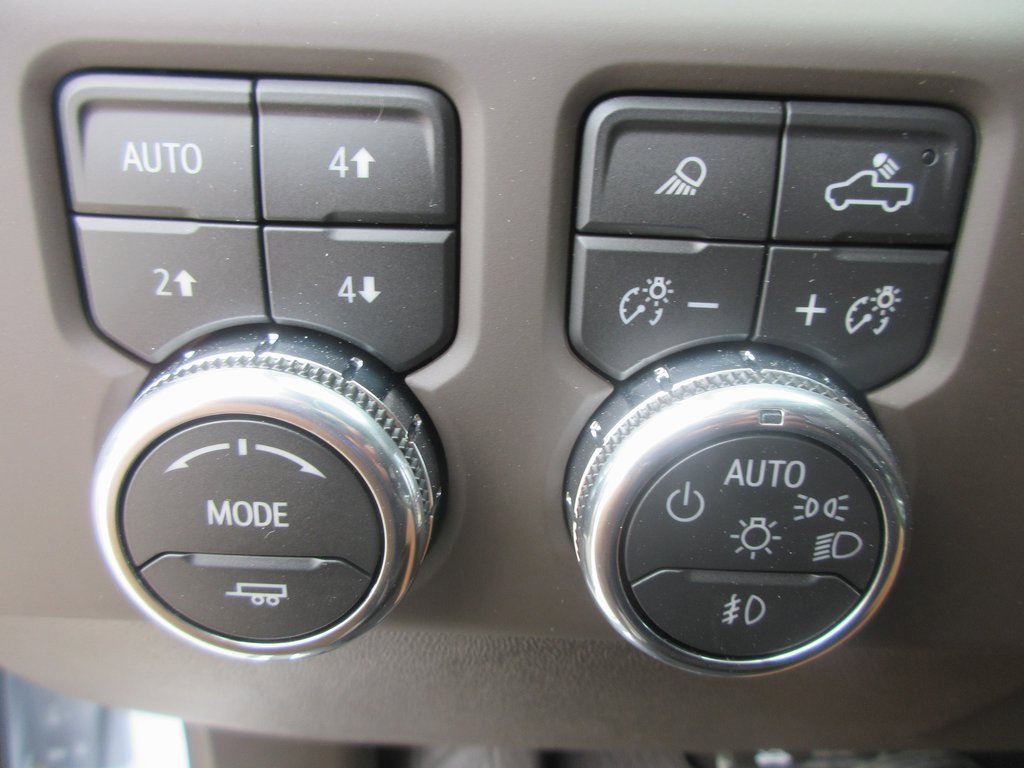 New 2026 GMC Sierra 2500 Denali w/ Denali Reserve Package image 18