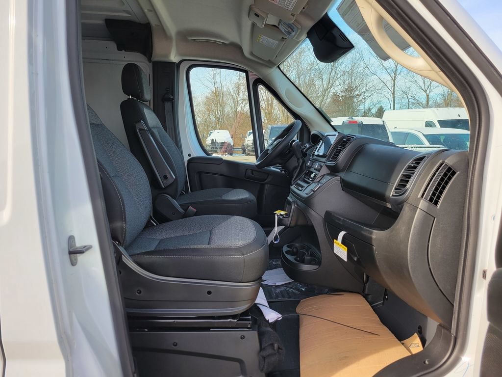 New 2025 RAM ProMaster 1500 w/ Convenience Group FWD image 9