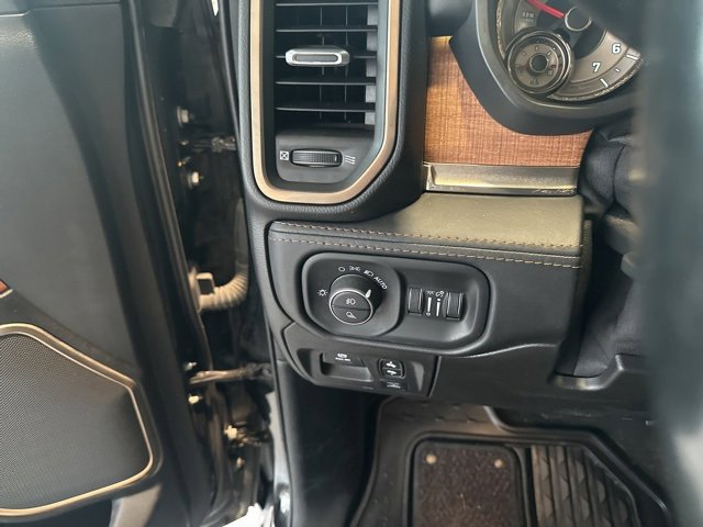 Used 2021 RAM 1500 Limited image 15