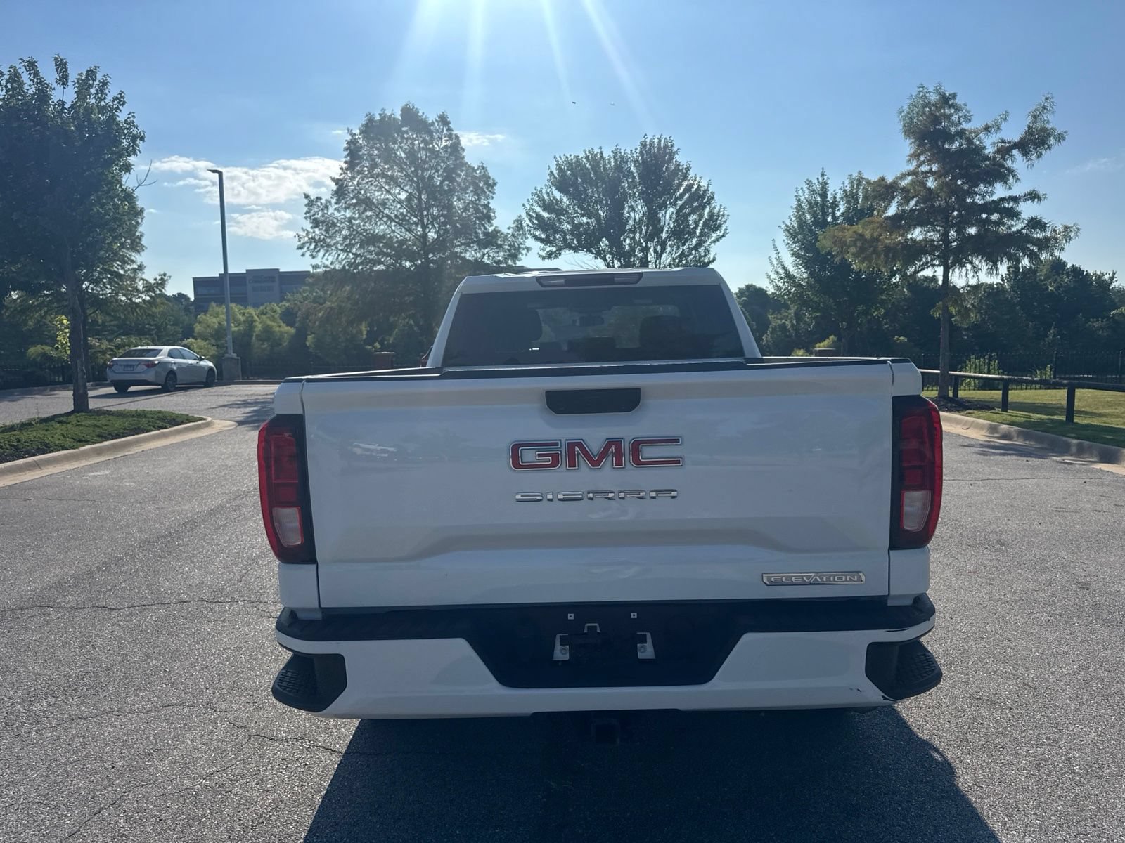 Used 2024 GMC Sierra 1500 Elevation AWD/4WD image 6