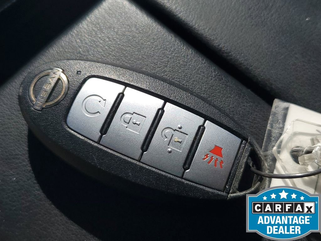 Used 2022 Nissan Rogue SV image 29