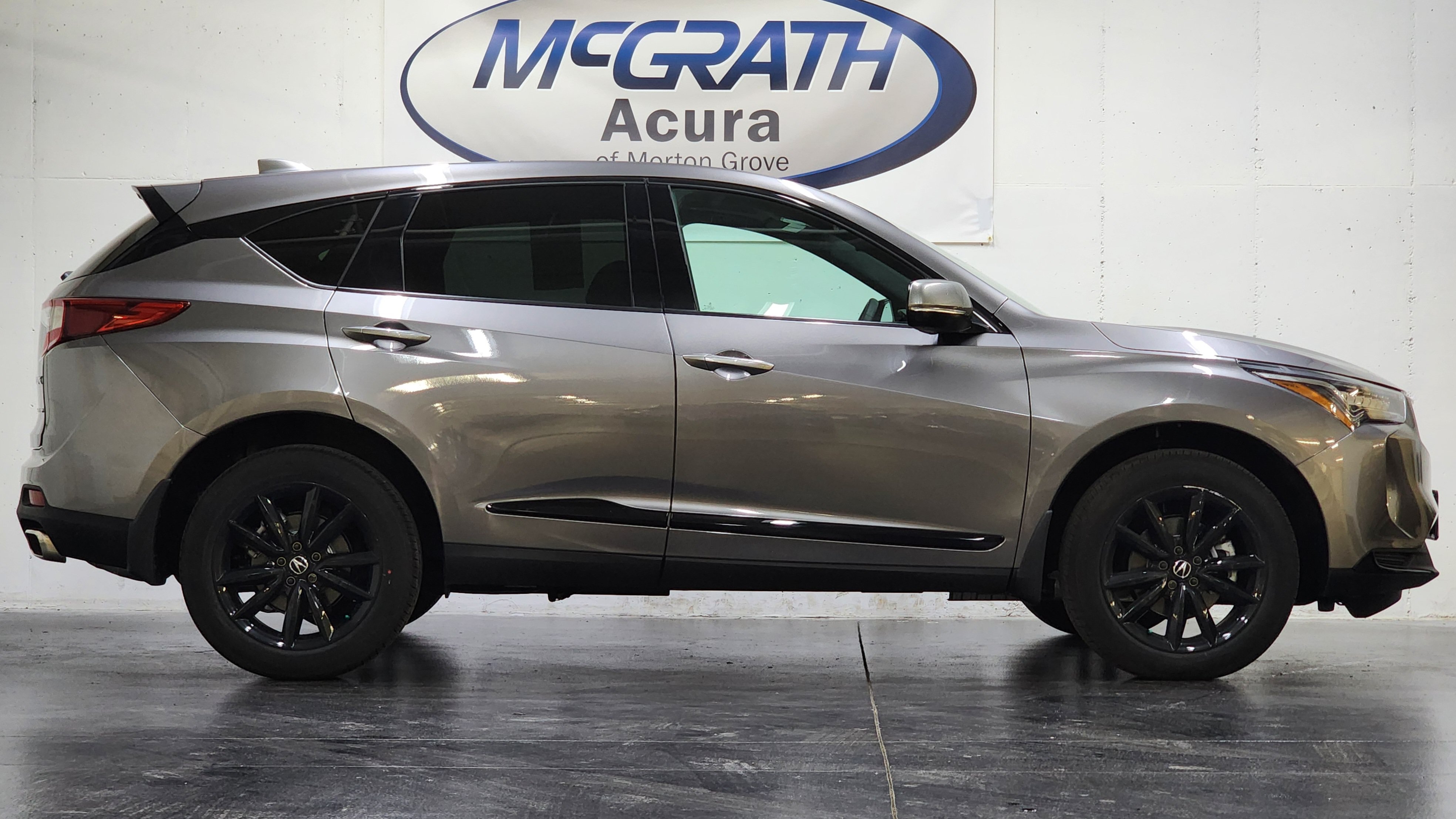 Used 2026 Acura RDX SH-AWD image 5