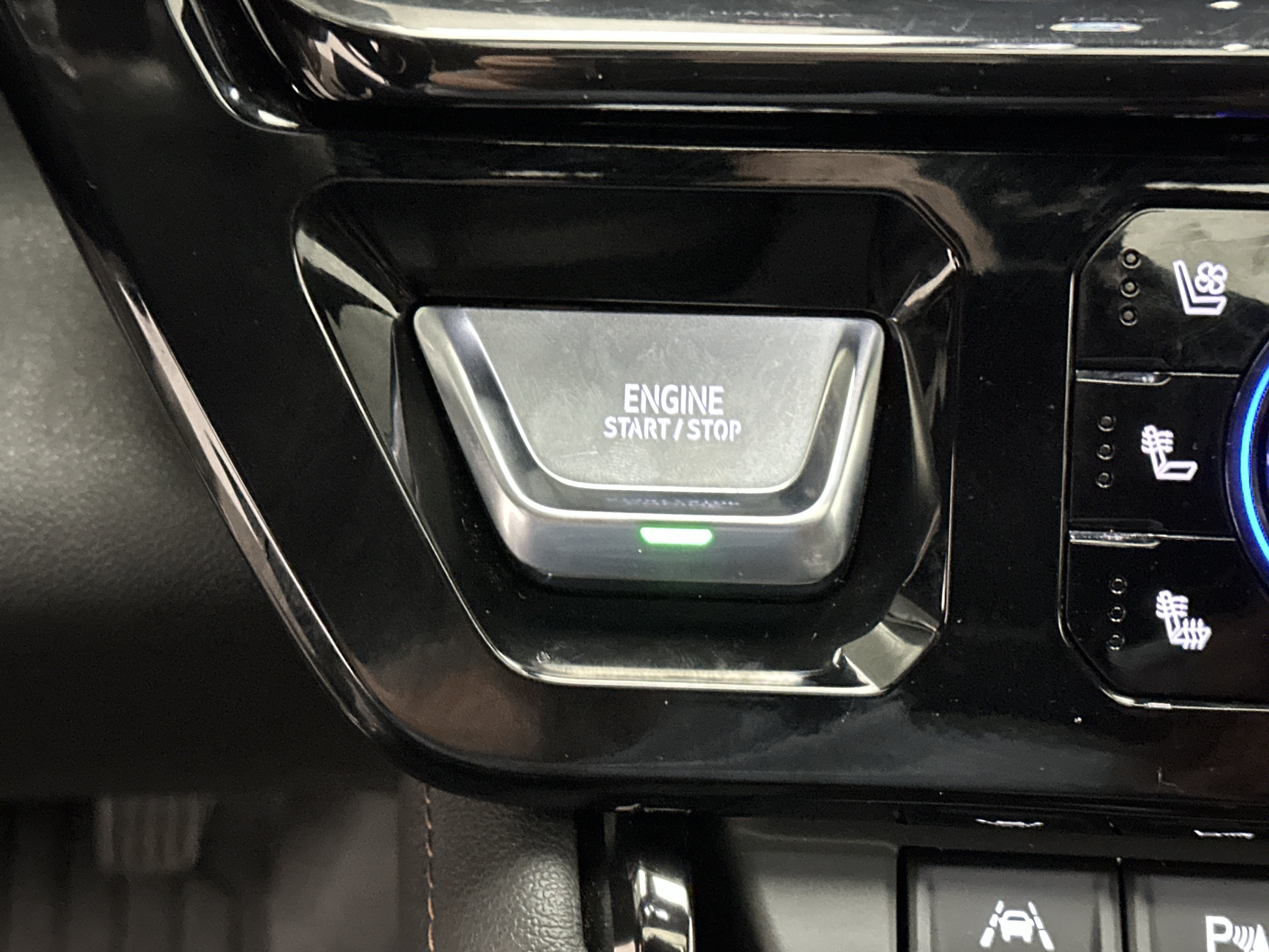 Used 2026 GMC Sierra 1500 AT4 w/ AT4 Premium Package AWD/4WD image 35