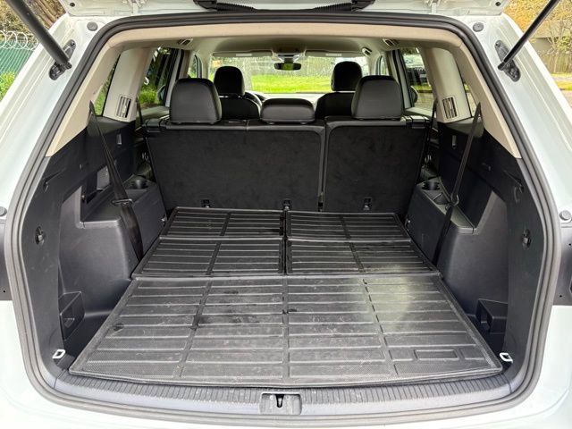 Used 2024 Volkswagen Atlas SE AWD/4WD image 25