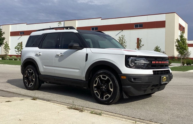 Used 2023 Ford Bronco Sport Outer Banks w/ Tech Package AWD/4WD image 10