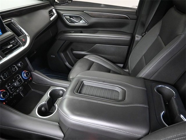 Used 2023 Chevrolet Suburban Z71 w/ Luxury Package image 18