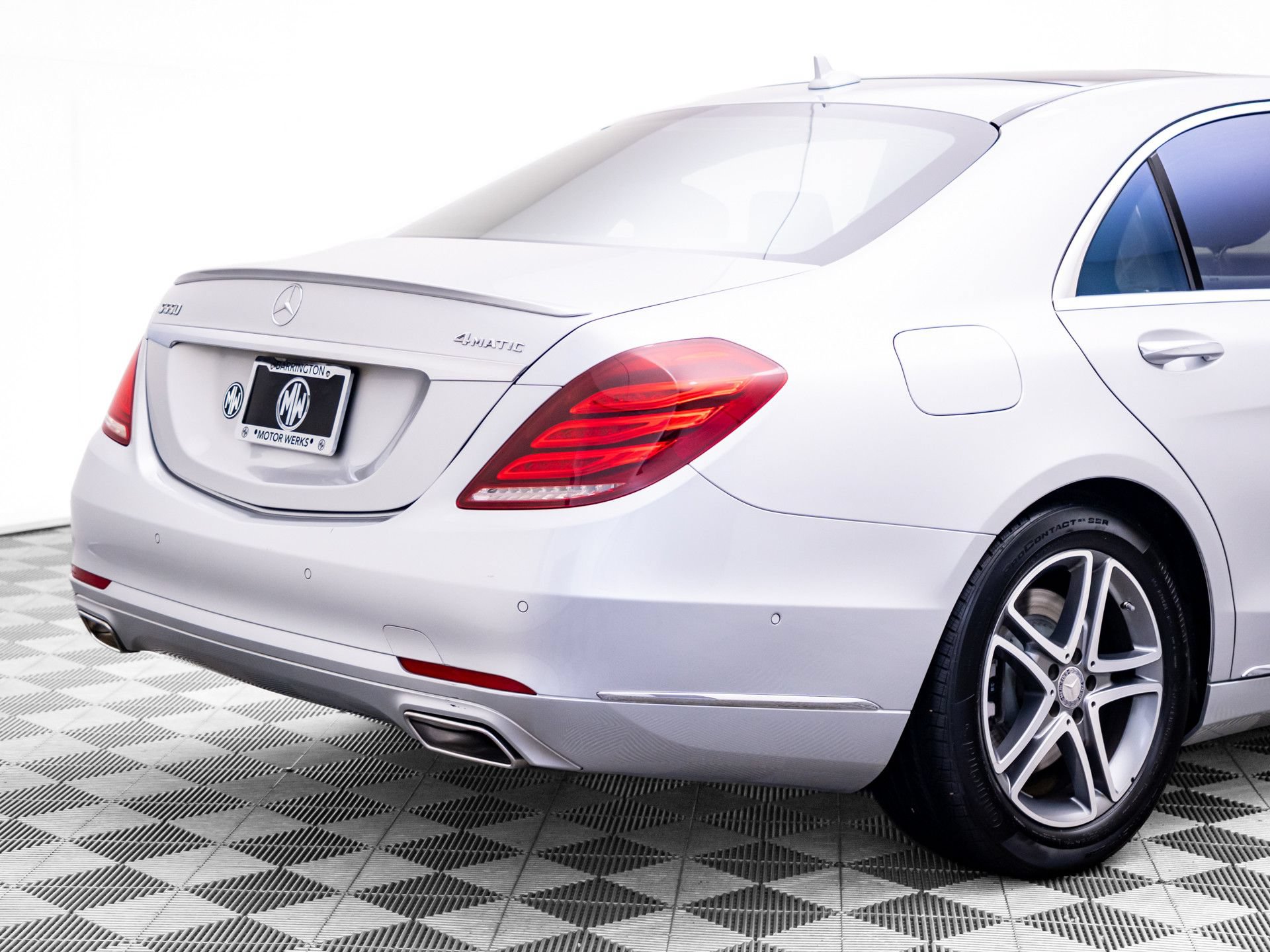 Used 2016 Mercedes-Benz S 550 4MATIC Sedan image 34